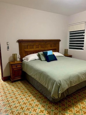 2 Schlafzimmer, Bügeleisen/Bügelbrett, kostenloses WLAN, Bettwäsche
