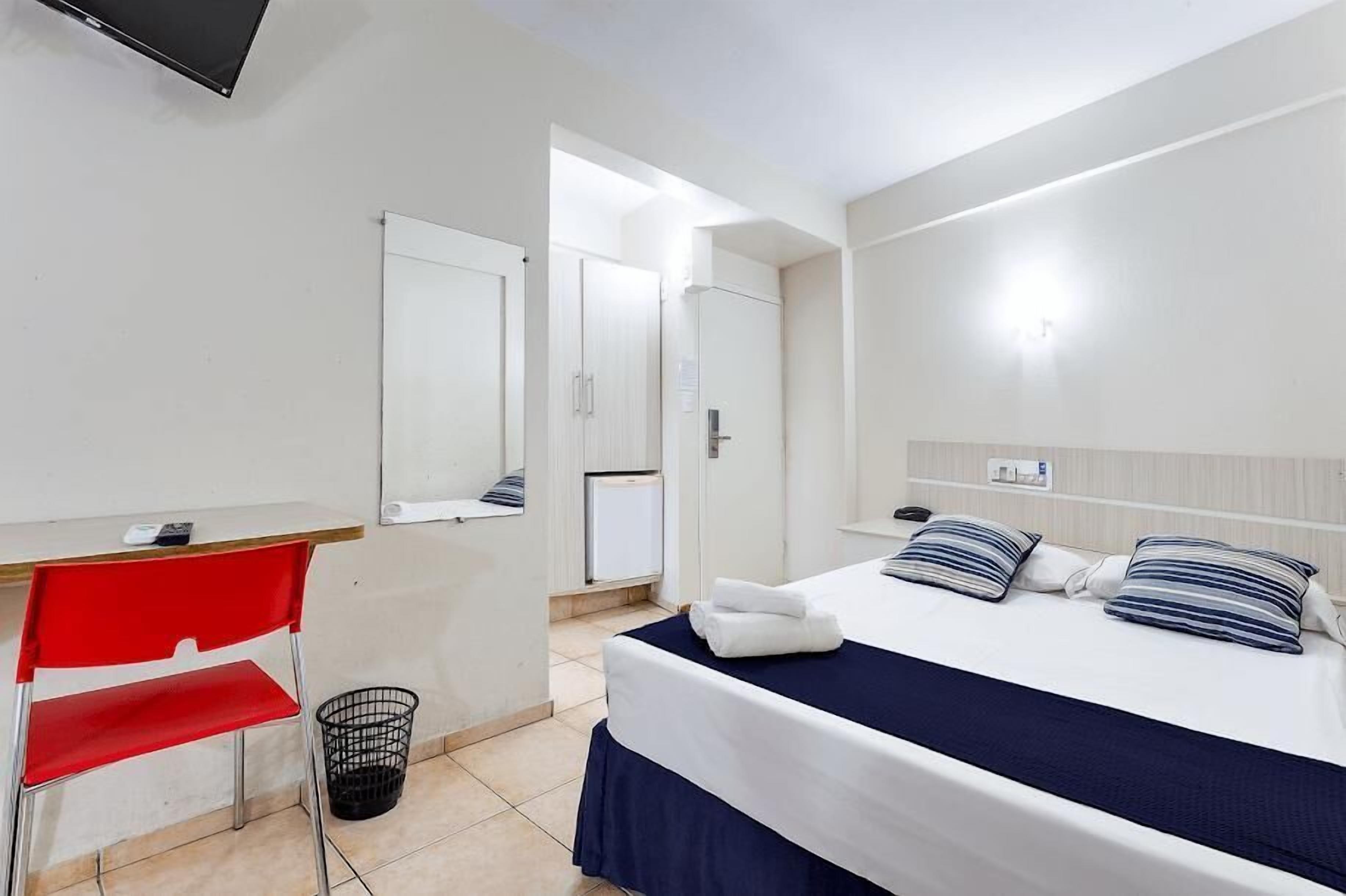 Desk, laptop workspace, free WiFi, bed sheets