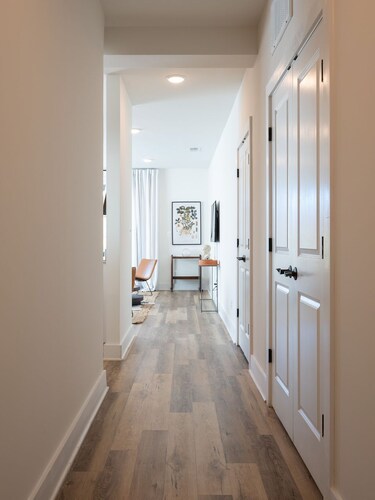 Piedmont Place 303| Lux Vineyard & Brewery Getaway in the Heart of Crozet | Pet Friendly