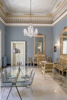 Superior Suite | Living area