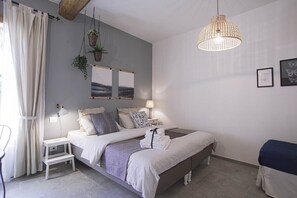 1 habitación, tabla de planchar con plancha, wifi y ropa de cama