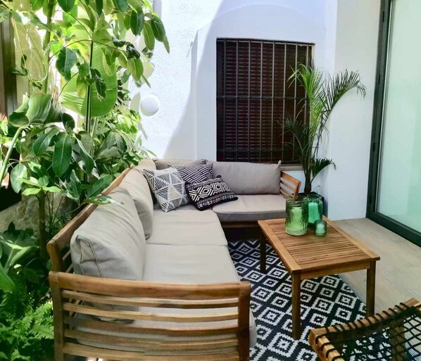 Terrace/patio - Casa Rural Albireo, full of light and nature. (Sanlucar De Guadiana)