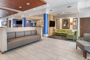 Exterior - Holiday Inn Express & Suites Lancaster - Mount Joy by IHG (Mount Joy)