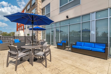 Property amenity. Holiday Inn Express & Suites Lancaster - Mount Joy by IHG