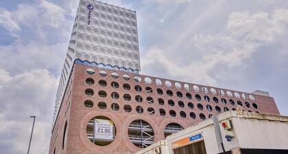 Premier Inn Manchester Cc Princess Street