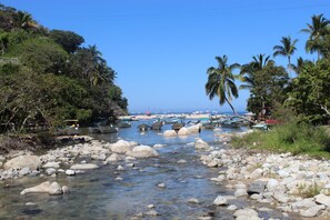 Am Strand, Strandtücher