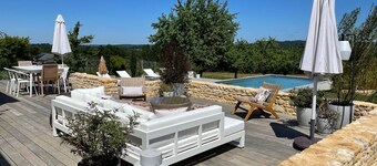 Maison D'exception Climatisée en Périgord Noir-piscine Privée