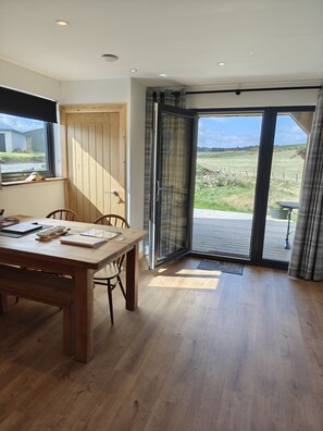 Apartament Comfort, bany privat, vistes al pati (Geraldine Lodge) | Vista des de l'allotjament