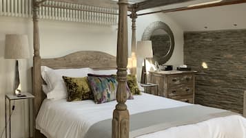 Cottage, Private Bathroom, River View | 1 bedroom