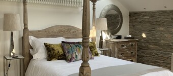 The Padstow Cottage - Coswarth House