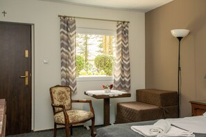 2 slaapkamers, een strijkplank/strijkijzer, wifi, beddengoed