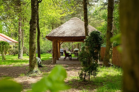 Outdoor dining. Under Oak 2 double rooms / option up to 20 person in total. Breakfast on request