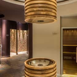 Espace de soins pour les couples, sauna, bain à remous, hammam, hammam