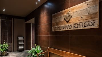 Behandlungsräume für Paare, Sauna, Whirlpool, Dampfbad