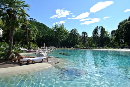 2 indoor pools, outdoor pool, open 9:00 AM to 11:30 PM, sun loungers