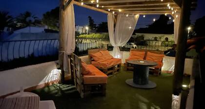 Charming House with spaciousGarden and Terrace