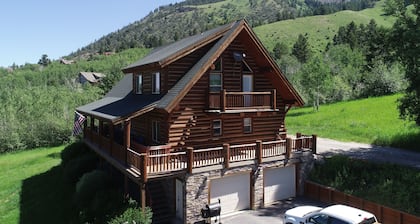 Log home in the Mountains