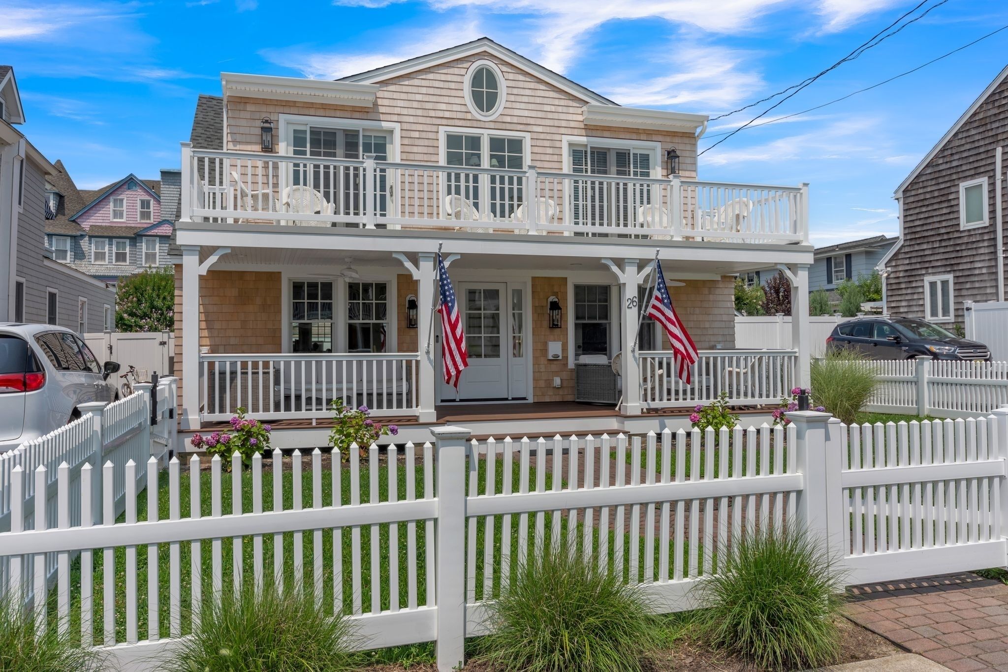 Newly Renovated Bay Head Family Escape Steps to Quiet Beach with Pool