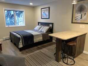 1 غرفة نوم ومكتب ومكواة/لوح كي وواي فاي مجانًا