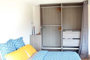 1 quarto, ferros/tábuas de passar roupa, Wi-Fi, roupa de cama