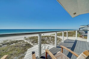 Property grounds - Aloha Serenity: Your Beachfront Luxury Getaway! (Panama City Beach)