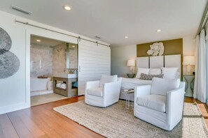 Interior - Aloha Serenity: Your Beachfront Luxury Getaway! (Panama City Beach)