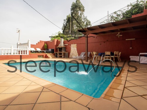 Mountain Chalet with Sea Views & Pool