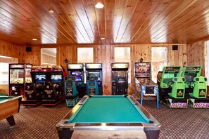 Spielezimmer