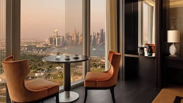 Urban Retreat - Twin with Daily access to Doha Quest for 2 adults | Premium bedding, down comforters, Tempur-Pedic beds, minibar