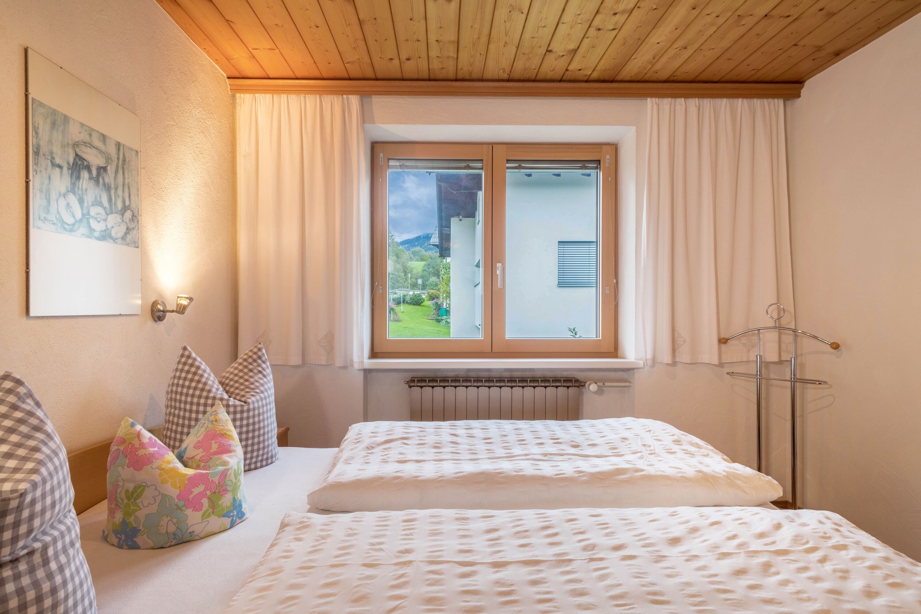 1 多间卧室、熨斗/熨衣板、免费 WiFi、床单