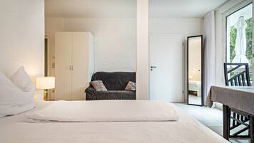 1 Schlafzimmer, BĂŒgeleisen/BĂŒgelbrett, kostenloses WLAN, BettwĂ€sche