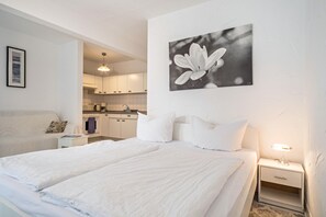 1 bedroom, iron/ironing board, free WiFi, bed sheets - Studio Apartment “Trapp-Mayer EG Rechts” near Lake Constance (Oberteuringen)