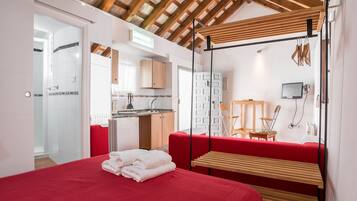 1 dormitorio, tabla de planchar con plancha, wifi gratis y ropa de cama