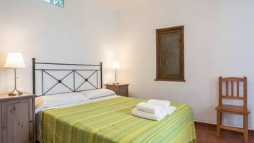 1 makuuhuone, silitysrauta/-lauta, ilmainen Wi-Fi, vuodevaatteet