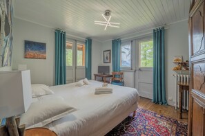 3 bedrooms, free WiFi, bed sheets