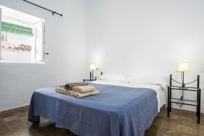2 camere, ferro/asse da stiro, Wi-Fi gratuito, lenzuola