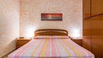 4 habitaciones, tabla de planchar con plancha y wifi gratis