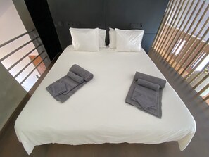 1 soverom, strykejern/-brett, wi-fi (inkludert) og sengetøy