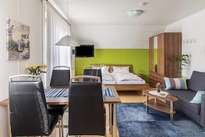 1 Schlafzimmer, Bügeleisen/Bügelbrett, kostenloses WLAN, Bettwäsche
