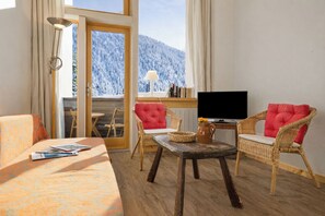 TV - Résidence Grand Roc - Bruyères 211, Argentière (Chamonix), France (Argentière (Chamonix))