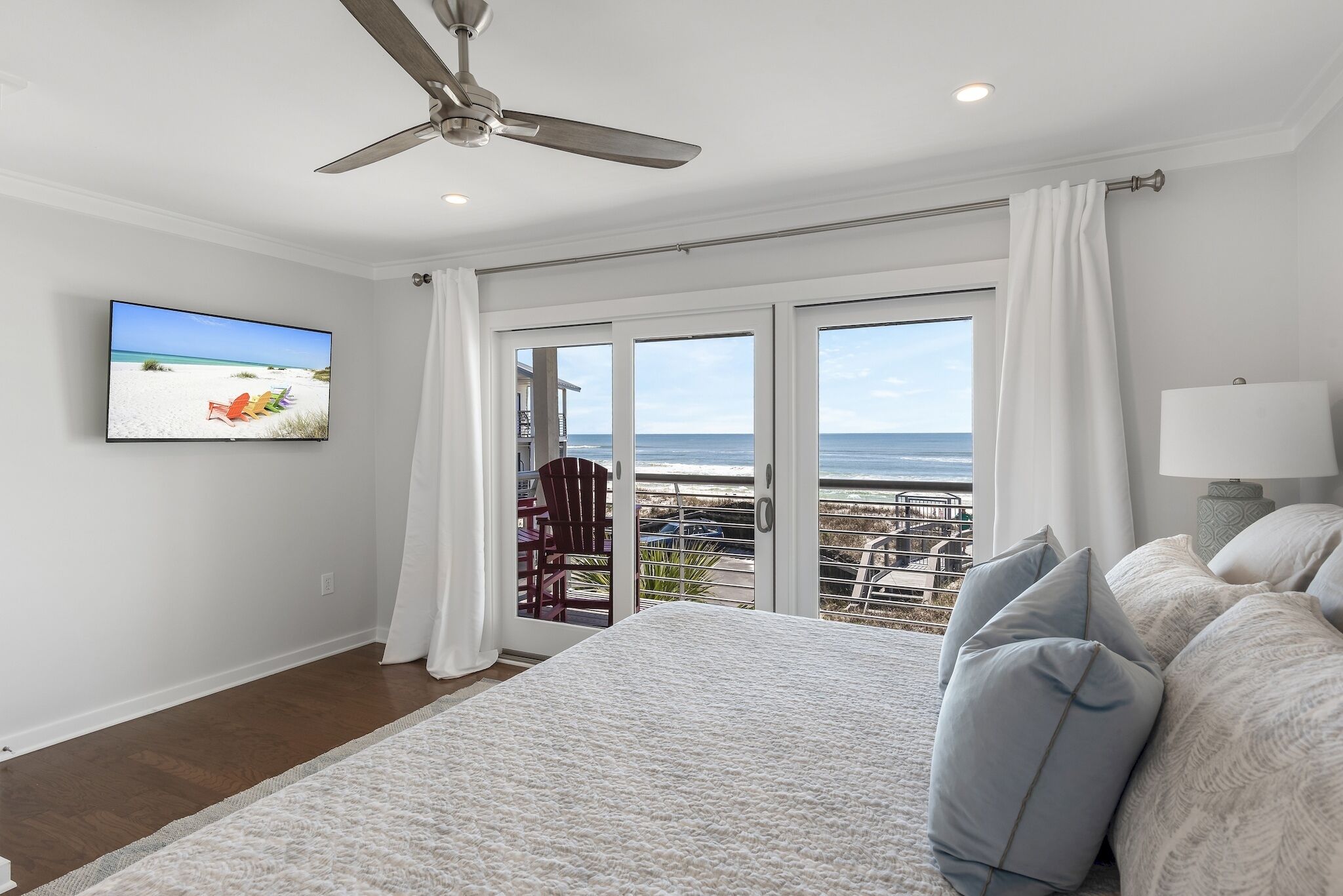 2 slaapkamers, een strijkplank/strijkijzer, wifi, beddengoed