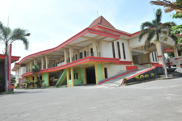 Fachada de la propiedad