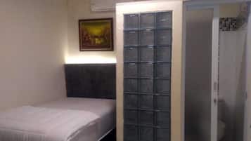 Basic Single Room, 1 Single Bed | Bed sheets
