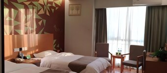 Vatica Jieshou City New Passenger Transport Center Hotel