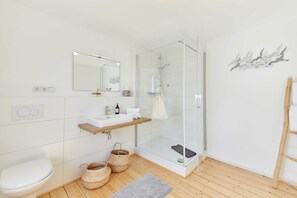 Unclassified image, 2 of 27, button - Moselbleibe Holiday cottage 1903 (Bernkastel-Kues)