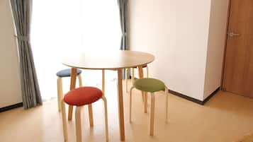 Apartment | In-room dining