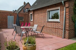Outdoor dining - Vacation home, Kleine Perle - Holiday home, Kleine Perle, 138 - 013, Cuxhaven, Döse, (Cuxhaven)