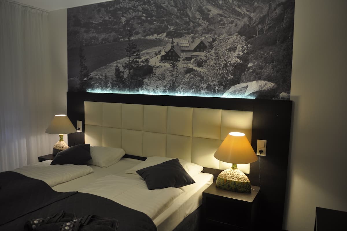 Standard Double Room | WiFi (free)