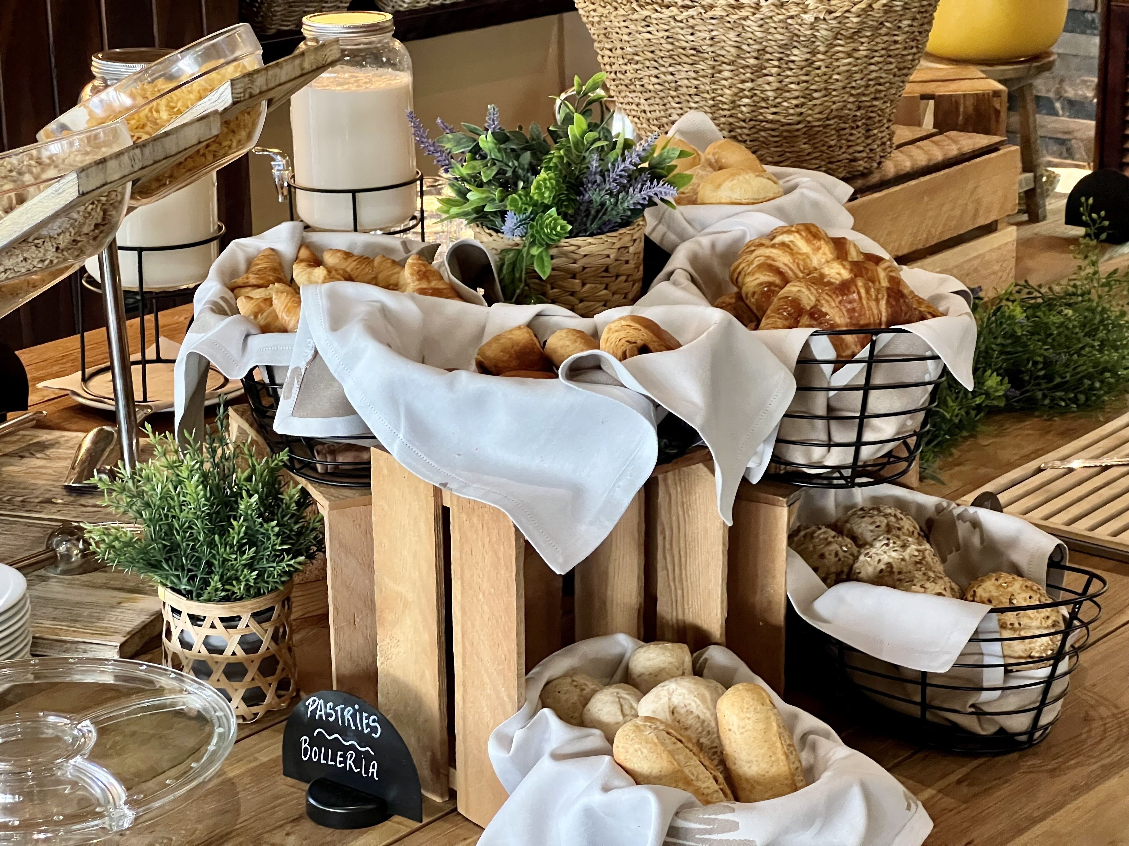 Breakfast buffet
