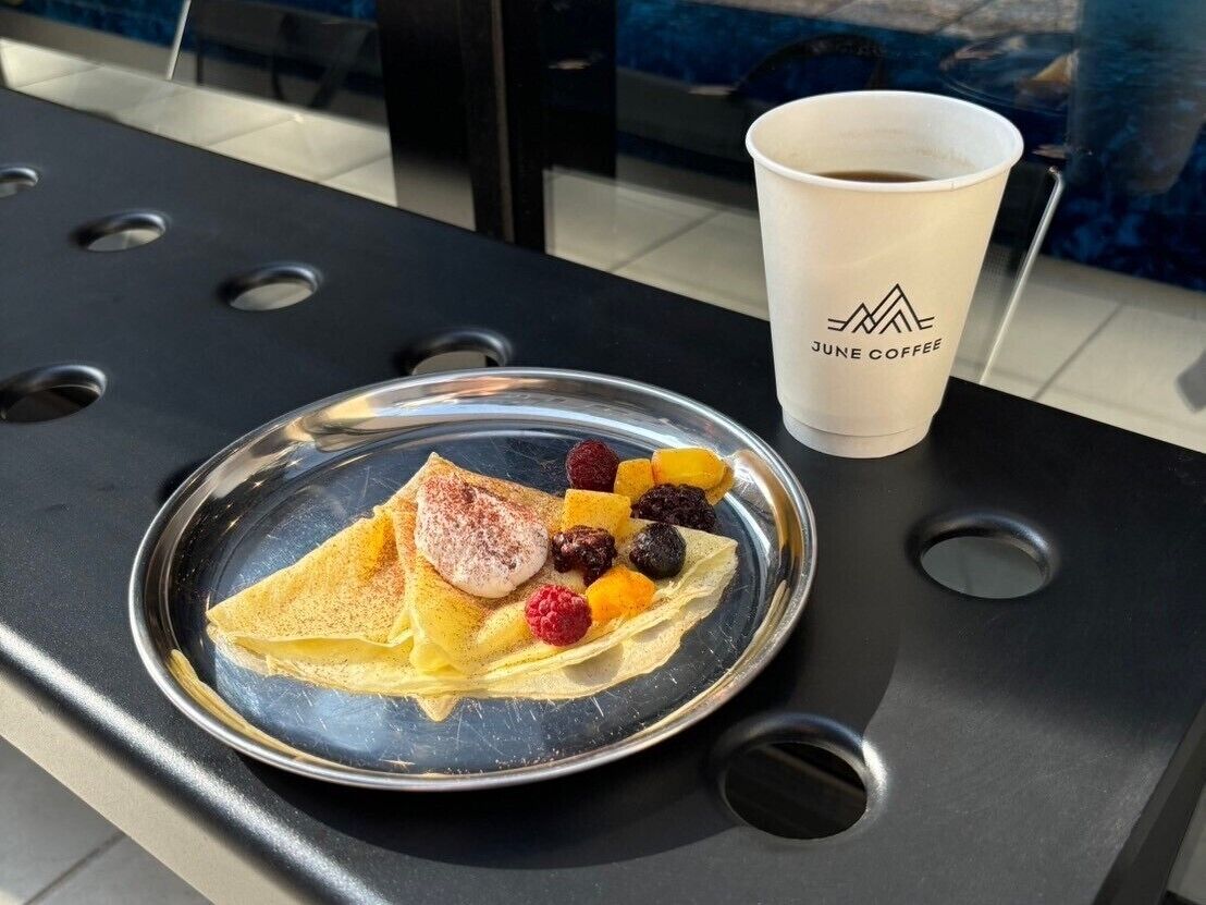 daily cooked-to-order breakfast (jpy 1430 per person)